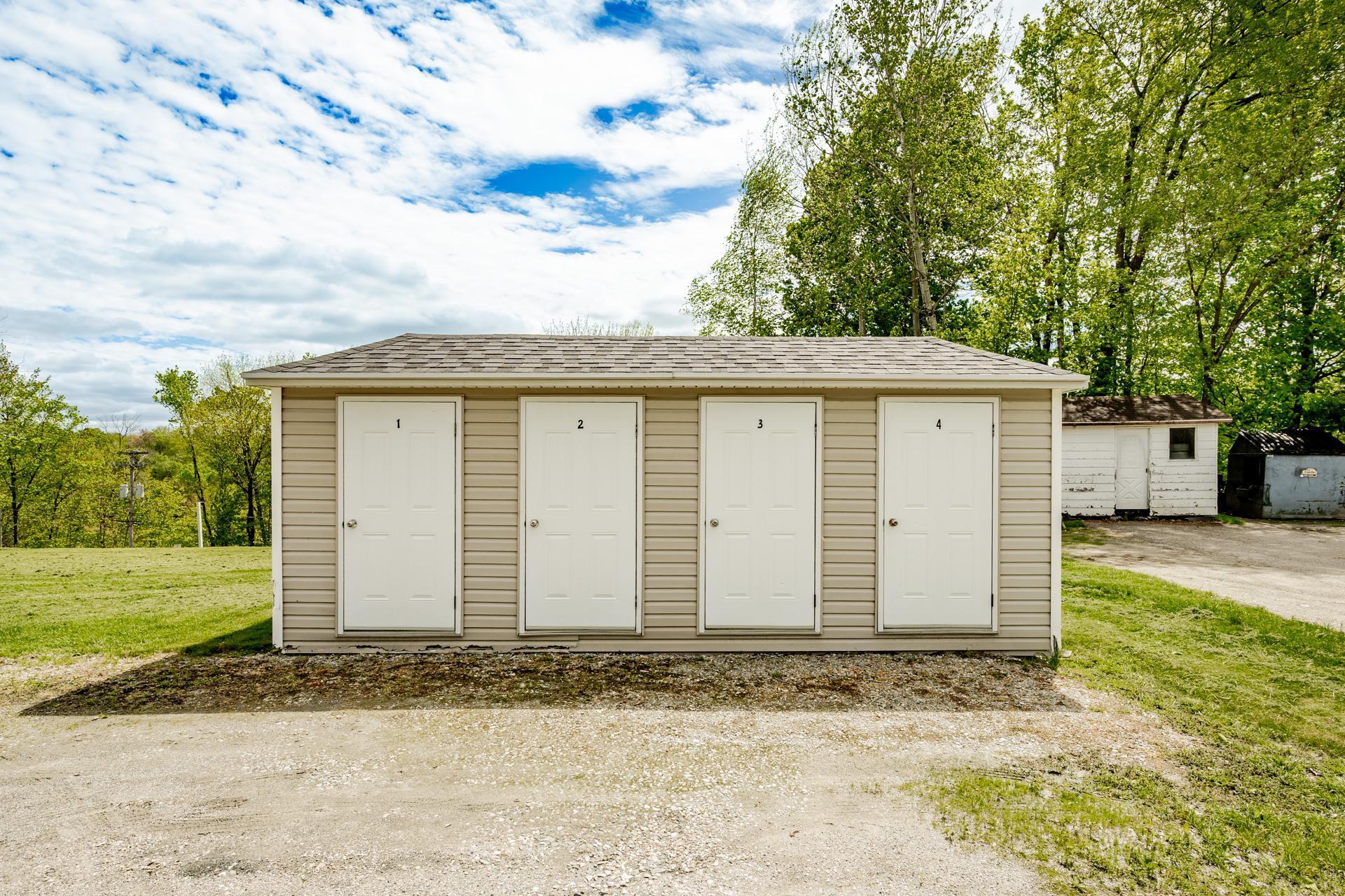 









361


Rue Argenteuil

,
Sherbrooke (Brompton/Rock Forest/Saint-Élie/Deauville),




QC
J1N2S6


