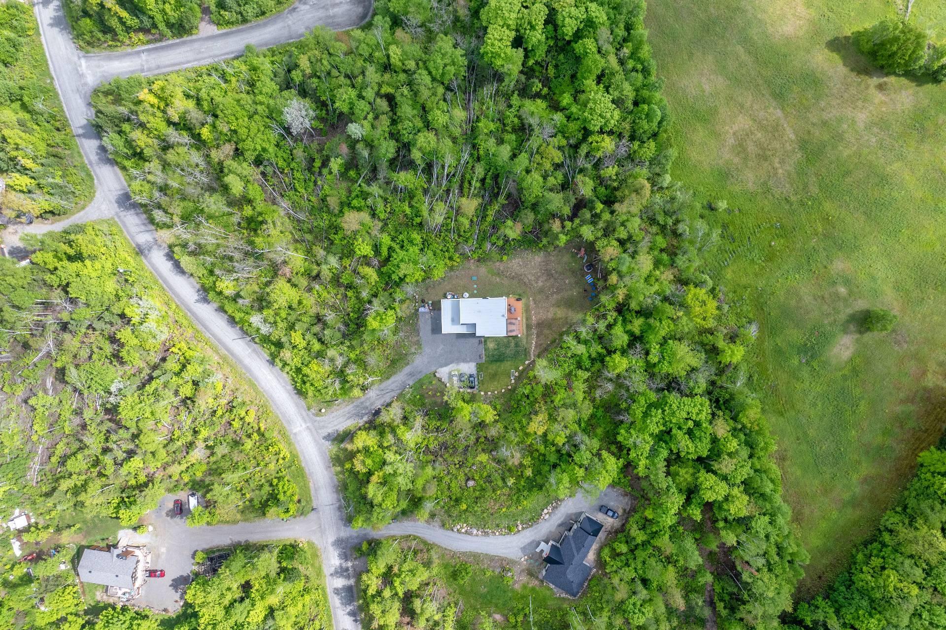 









485


Ch. de la Muraille

,
Mont-Tremblant,




QC
J8E0E1


