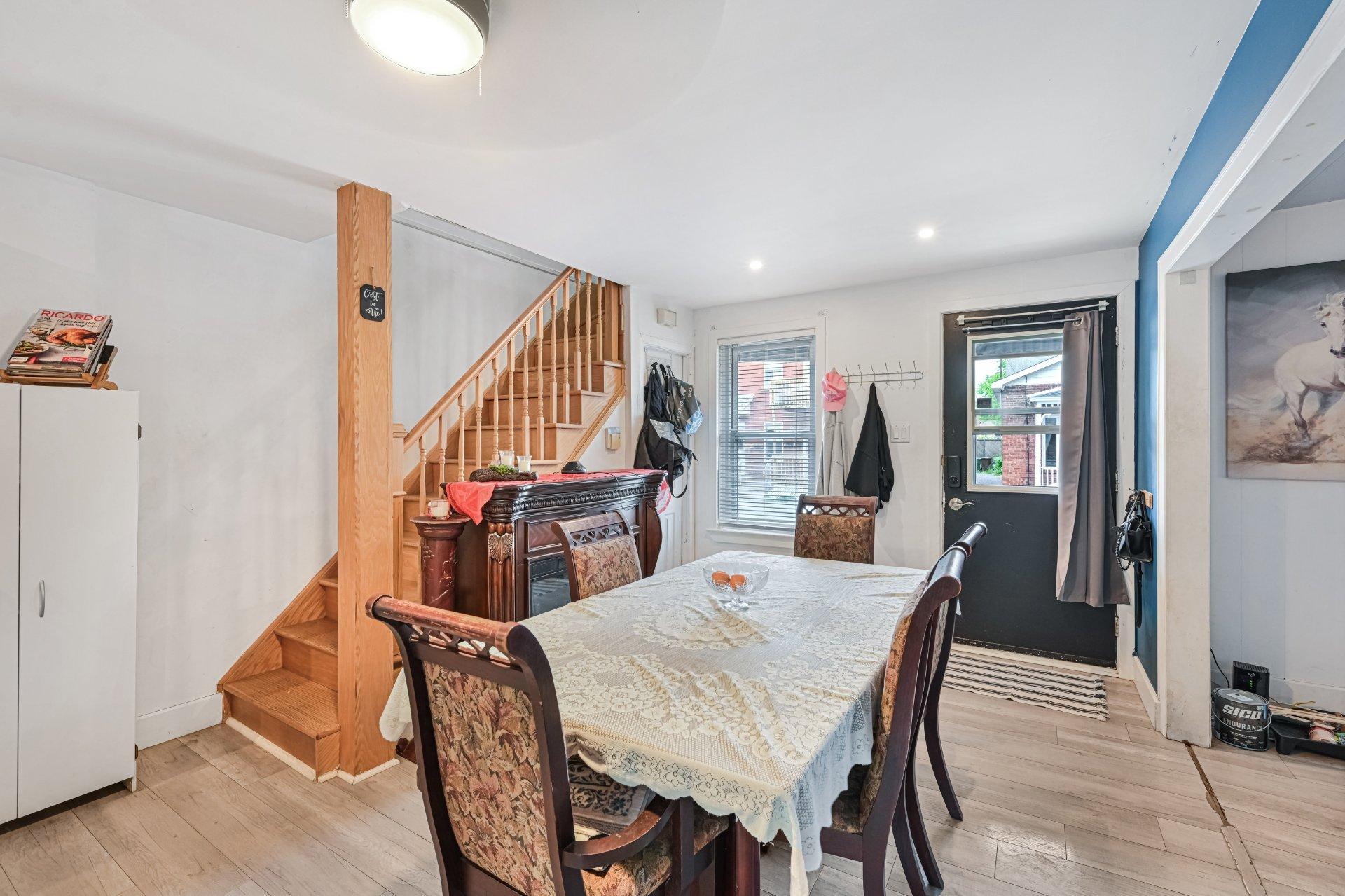 









66


Rue St-Paul

,
Saint-Jean-sur-Richelieu,




QC
J3B1Z2

