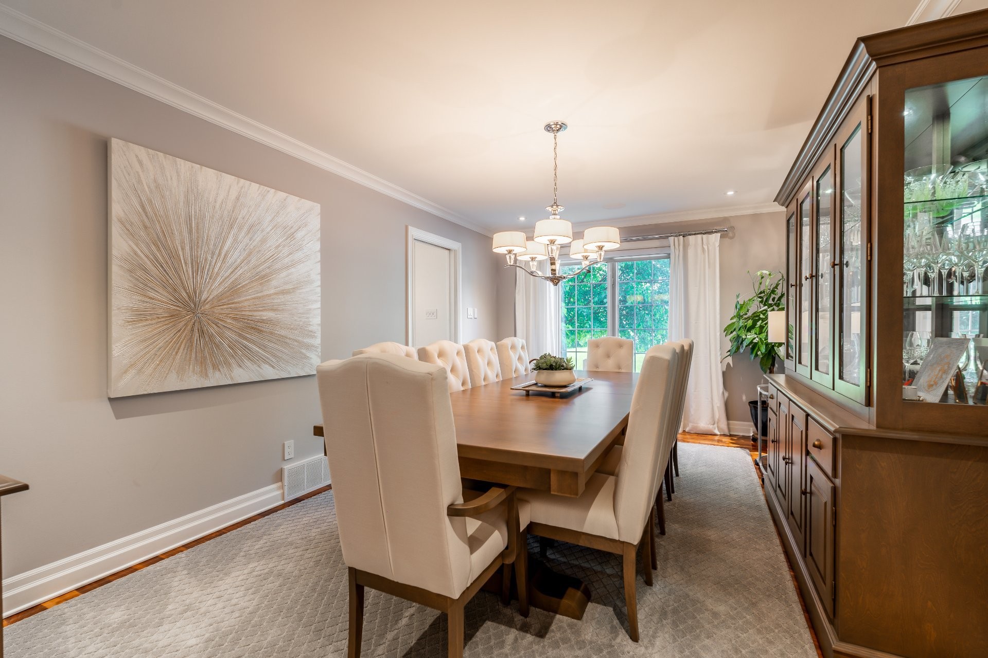 









264


Brighton Drive

,
Beaconsfield,




QC
H9W2L6

