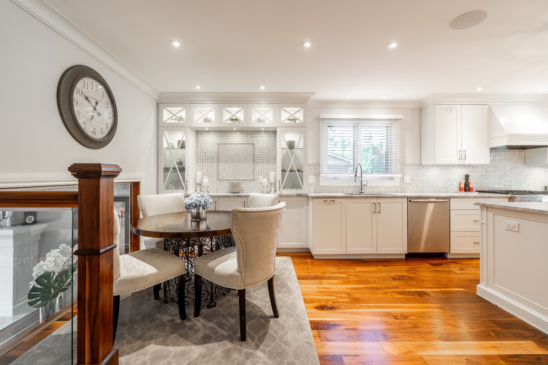 









264


Brighton Drive

,
Beaconsfield,




QC
H9W2L6

