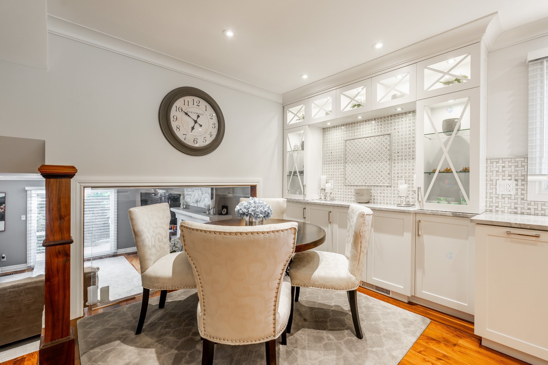 









264


Brighton Drive

,
Beaconsfield,




QC
H9W2L6

