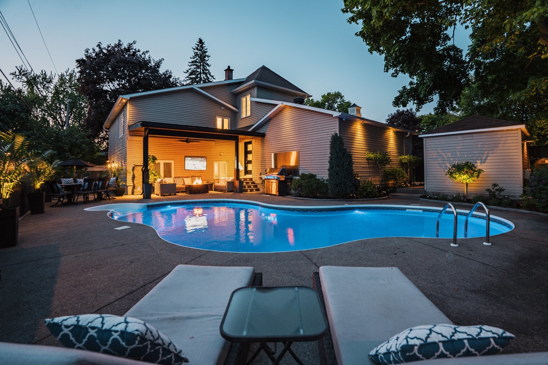 









264


Brighton Drive

,
Beaconsfield,




QC
H9W2L6

