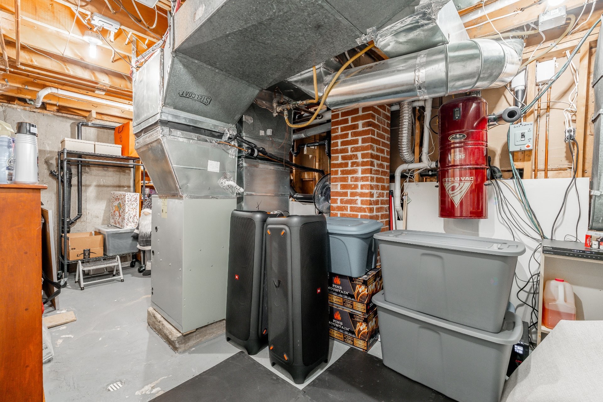 









264


Brighton Drive

,
Beaconsfield,




QC
H9W2L6

