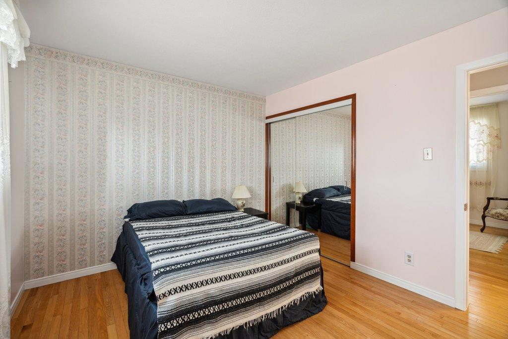 









469


Rue St-Mathieu

,
Gatineau (Gatineau),




QC
J8P2Y1

