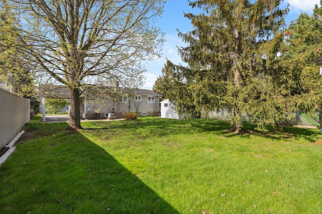 









469


Rue St-Mathieu

,
Gatineau (Gatineau),




QC
J8P2Y1

