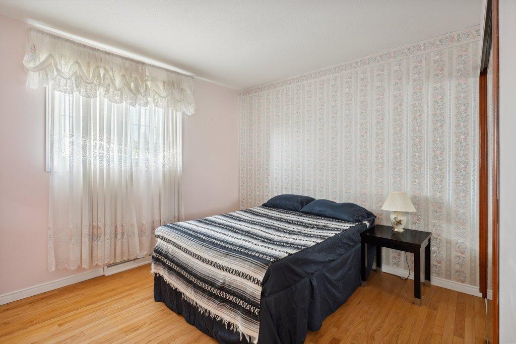 









469


Rue St-Mathieu

,
Gatineau (Gatineau),




QC
J8P2Y1


