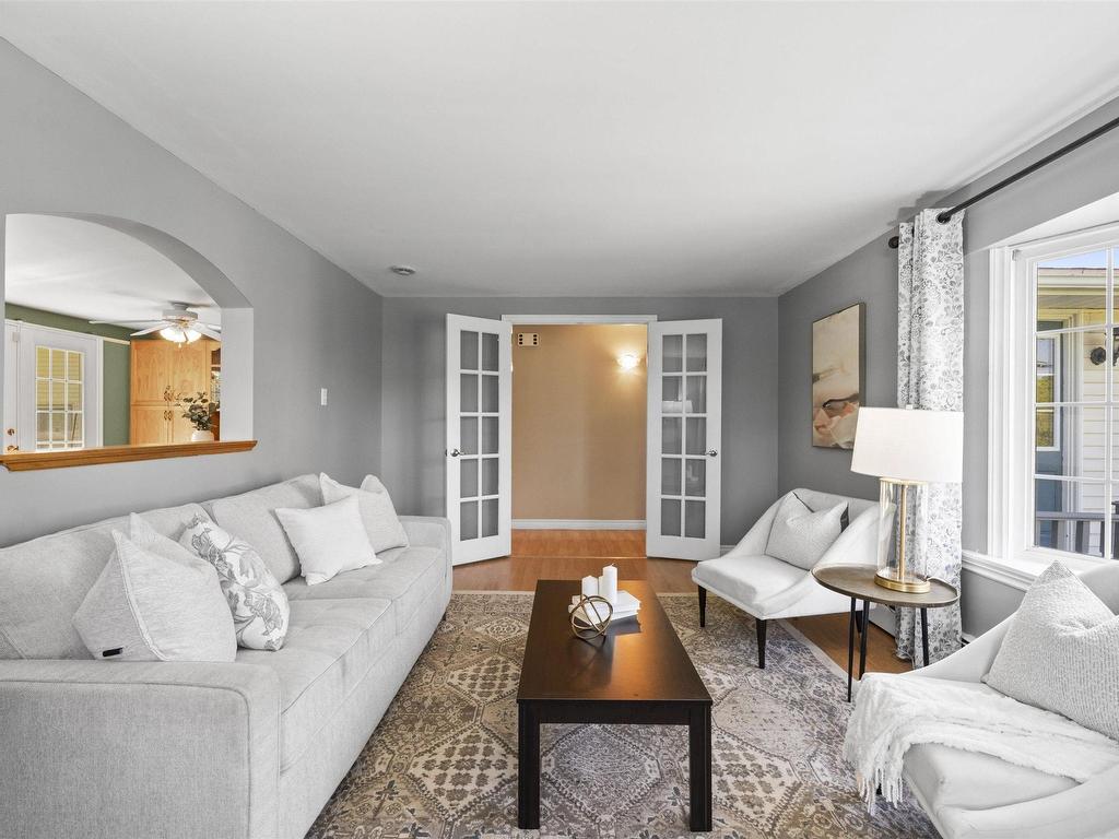 












19 Frenchy Road

,
Lantz,




NS
B2S 1R3

