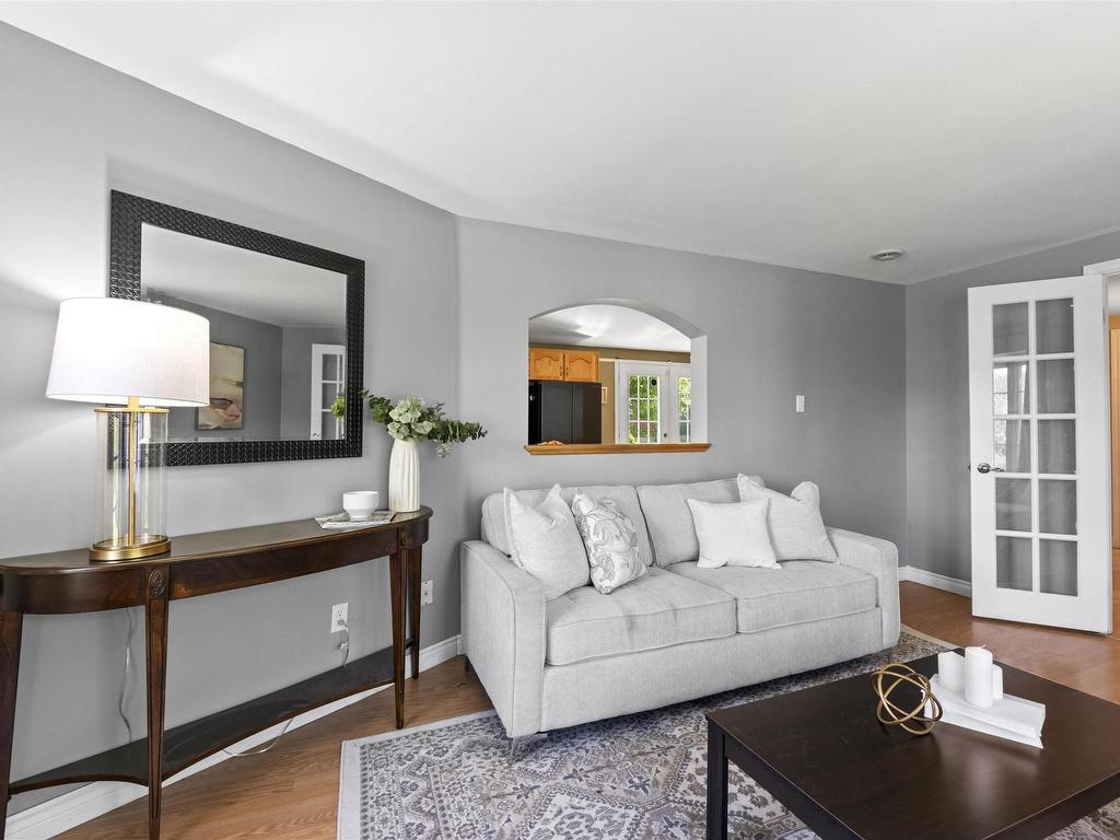 












19 Frenchy Road

,
Lantz,




NS
B2S 1R3

