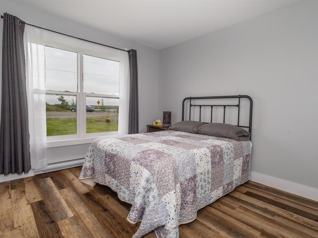 












72 Drew Street

,
Glace Bay,




NS
B1A 0A1

