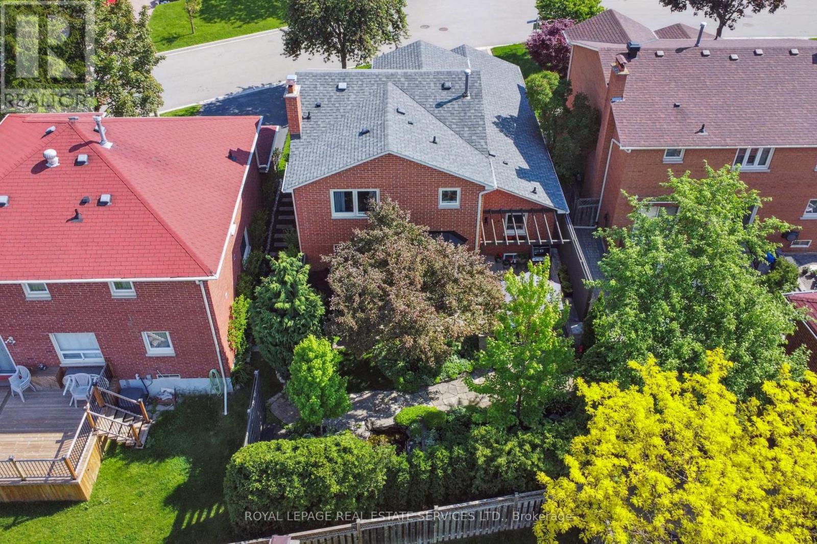 












4216 PETERSBURG CRESCENT

,
Mississauga,




Ontario
L4Z2T3

