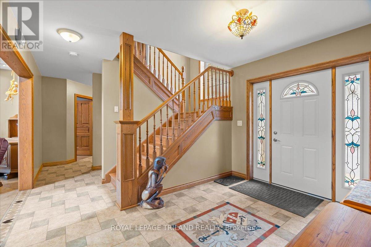 












3115 NAPPERTON DRIVE

,
Adelaide Metcalfe,




Ontario
N7G3H8


