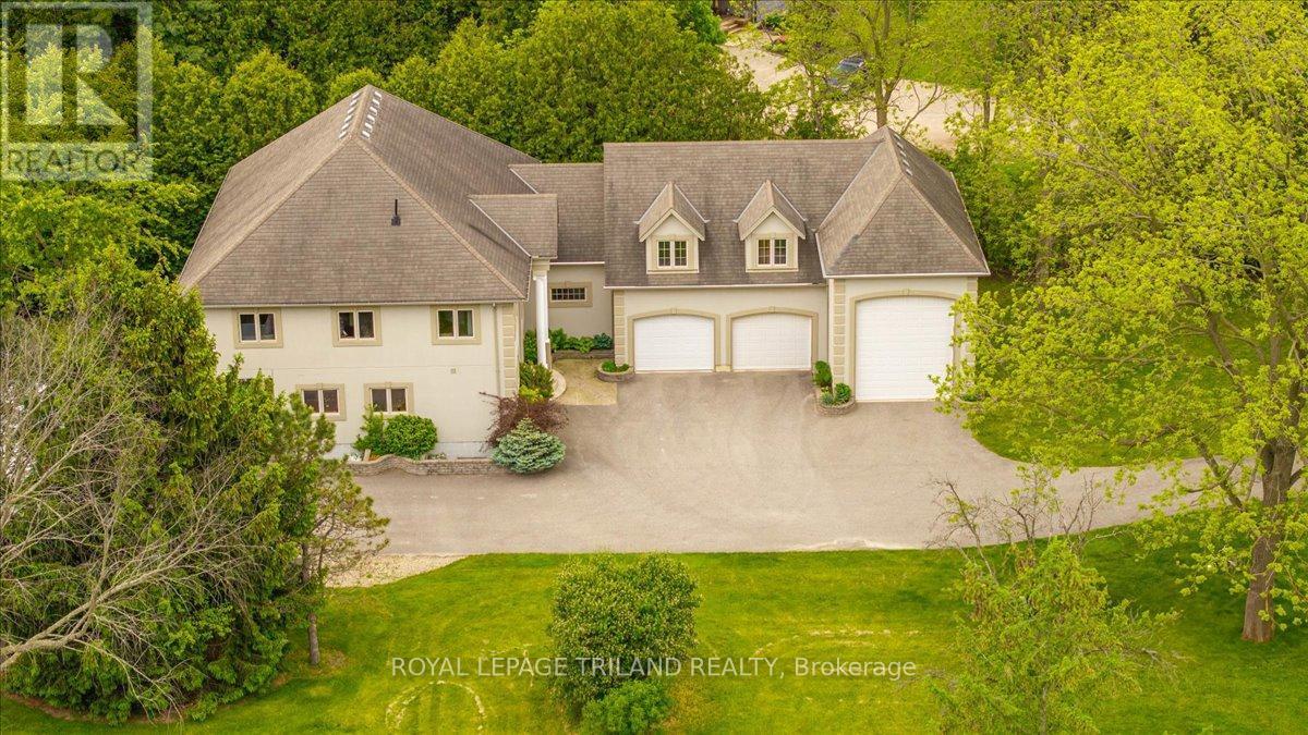 












3115 NAPPERTON DRIVE

,
Adelaide Metcalfe,




Ontario
N7G3H8

