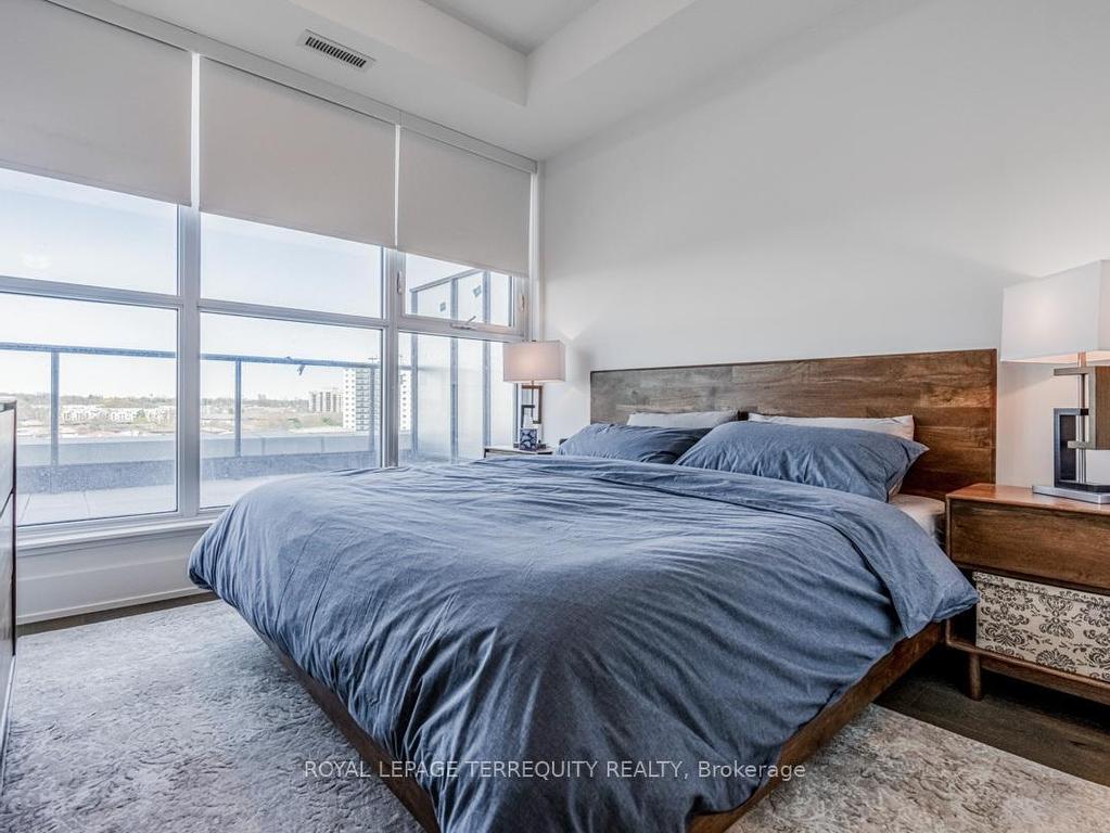 









1063


Douglas McCurdy Common

N/A, 702,
Mississauga,




ON
L5G 0C5

