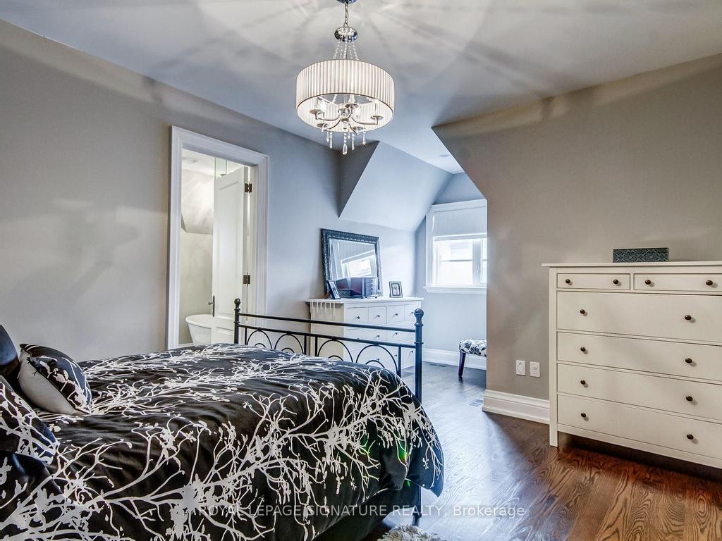 









69


Peter

Street,
Markham,




ON
L3P 2A7

