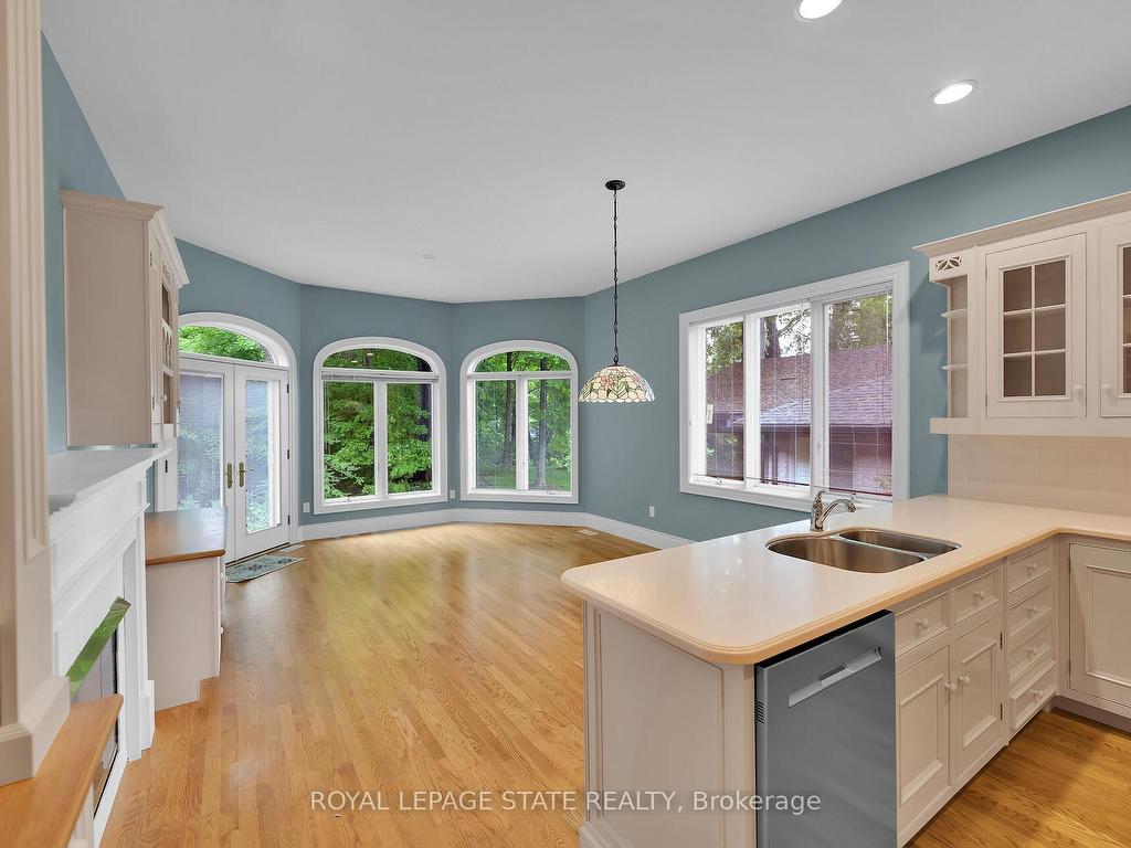 









253


Robina

Road,
Hamilton,




ON
L9G 2L6

