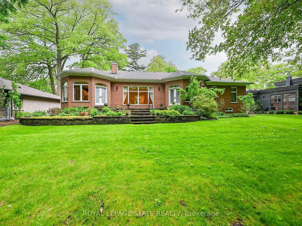 









253


Robina

Road,
Hamilton,




ON
L9G 2L6

