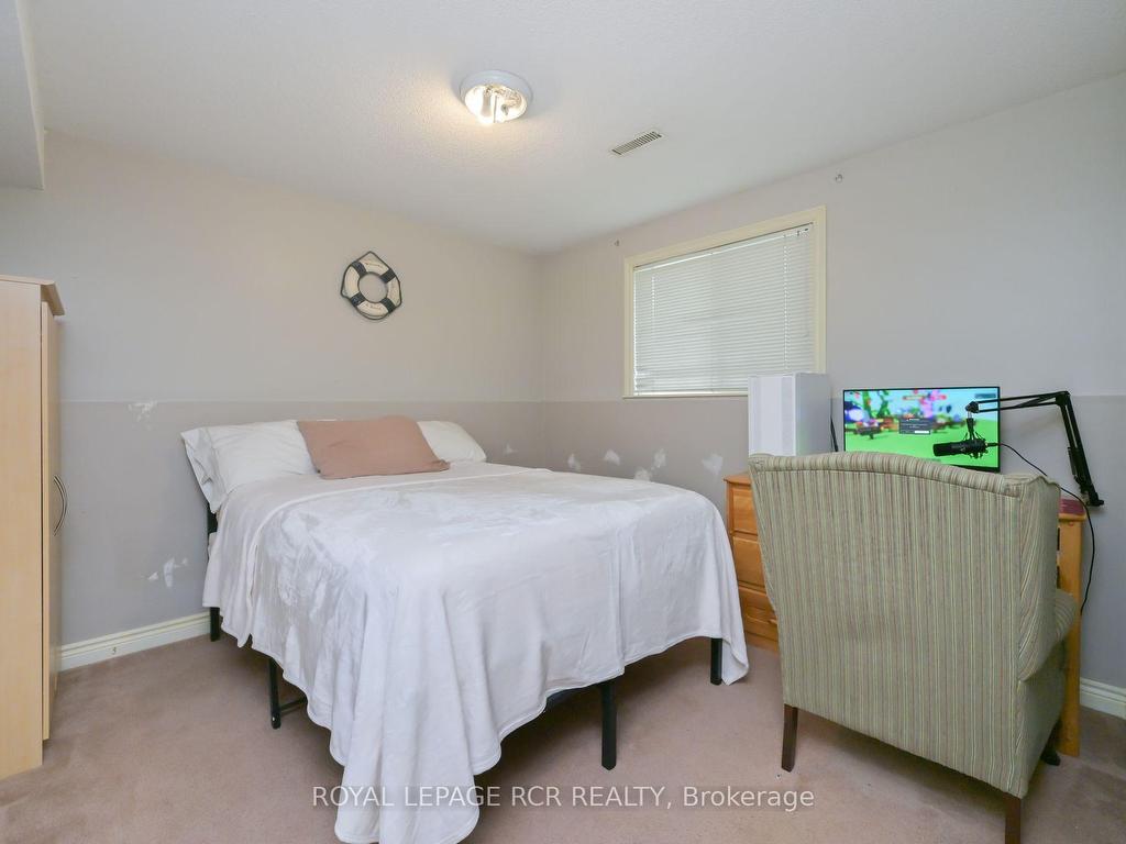 









30


Dyer

Drive,
Wasaga Beach,




ON
L9Z 1E2

