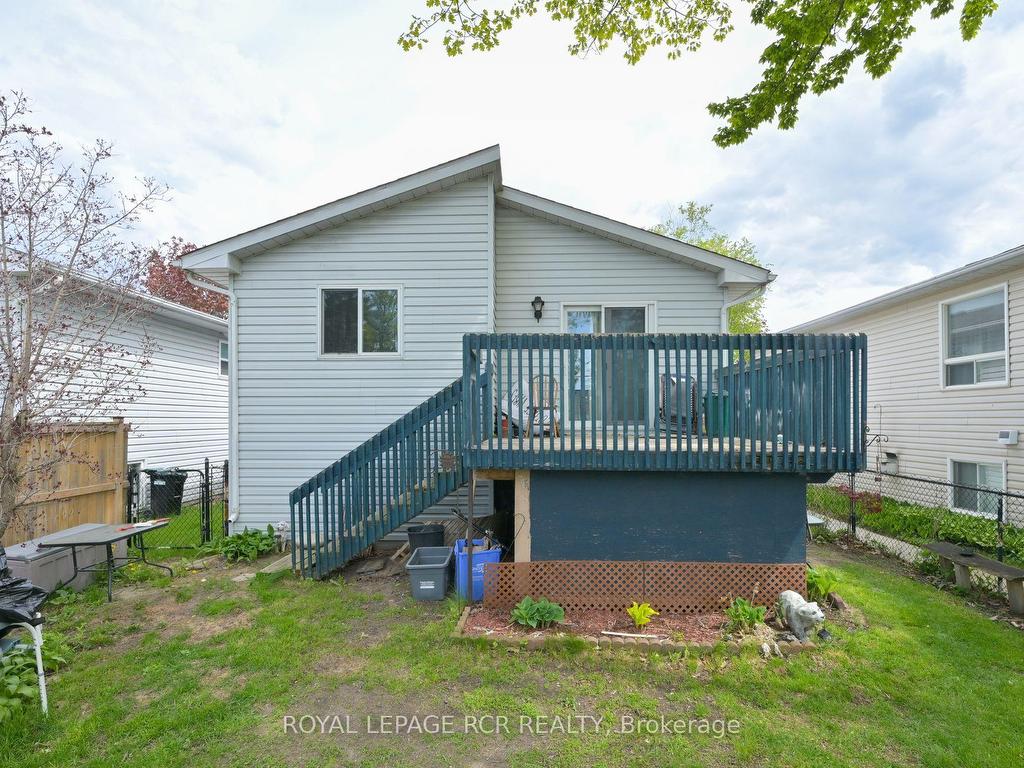 









30


Dyer

Drive,
Wasaga Beach,




ON
L9Z 1E2

