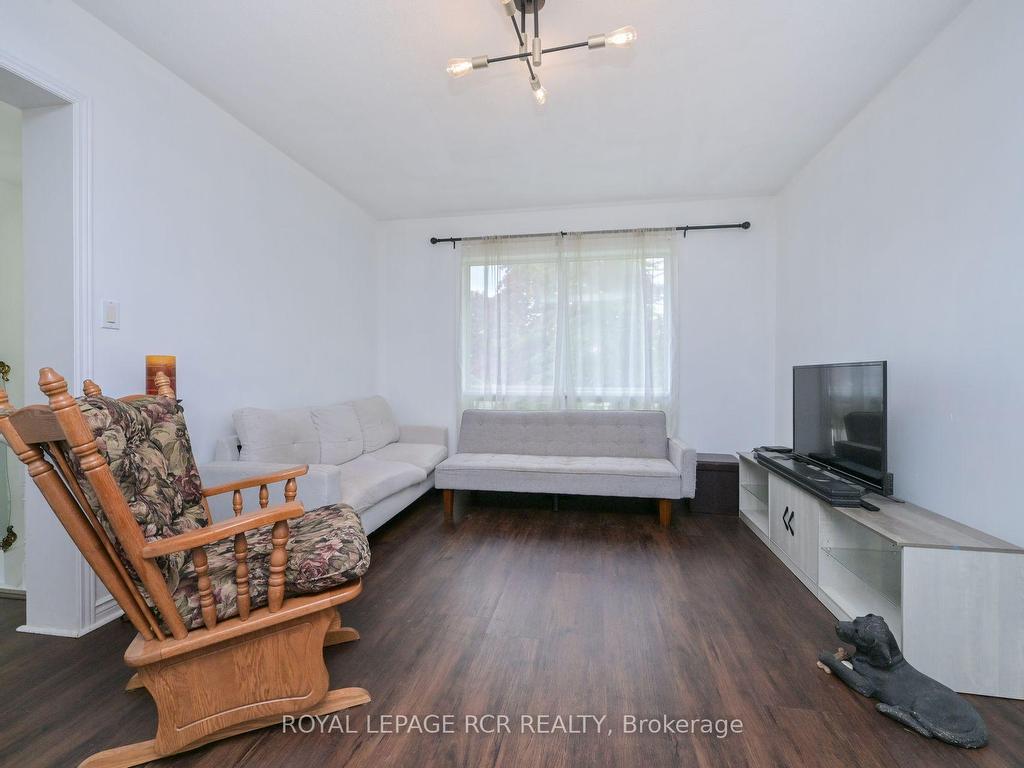 









30


Dyer

Drive,
Wasaga Beach,




ON
L9Z 1E2

