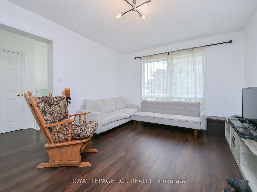 









30


Dyer

Drive,
Wasaga Beach,




ON
L9Z 1E2

