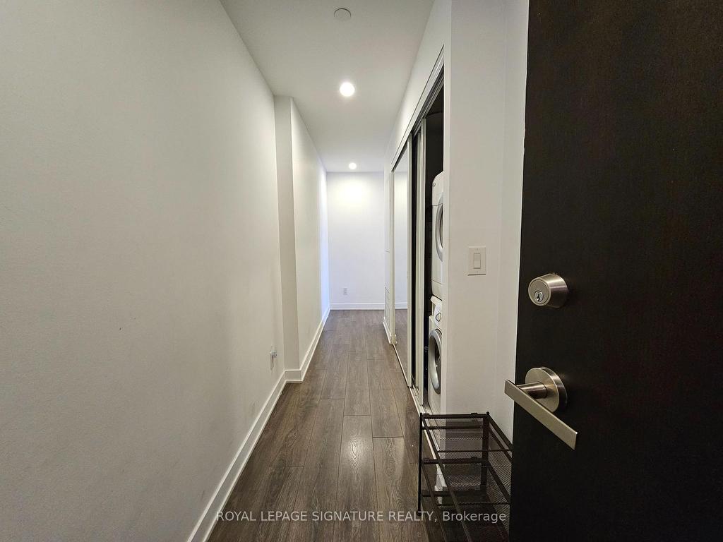 









170


Sumach

Street, 2209,
Toronto,




ON
M5A 0C3

