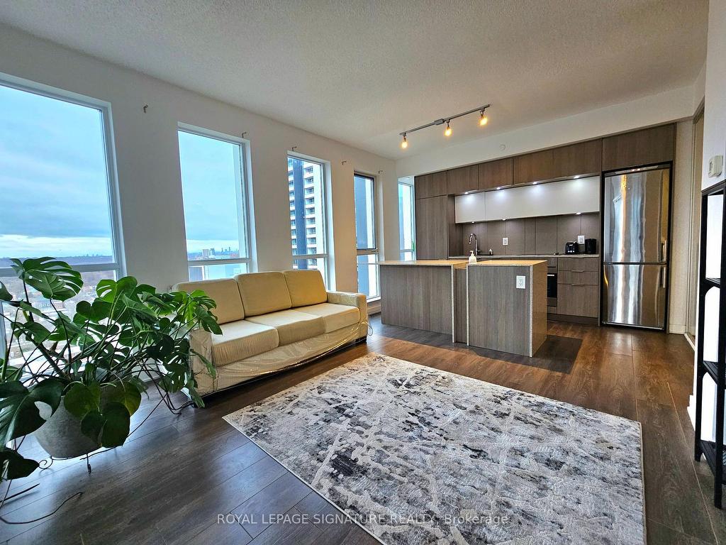 









170


Sumach

Street, 2209,
Toronto,




ON
M5A 0C3

