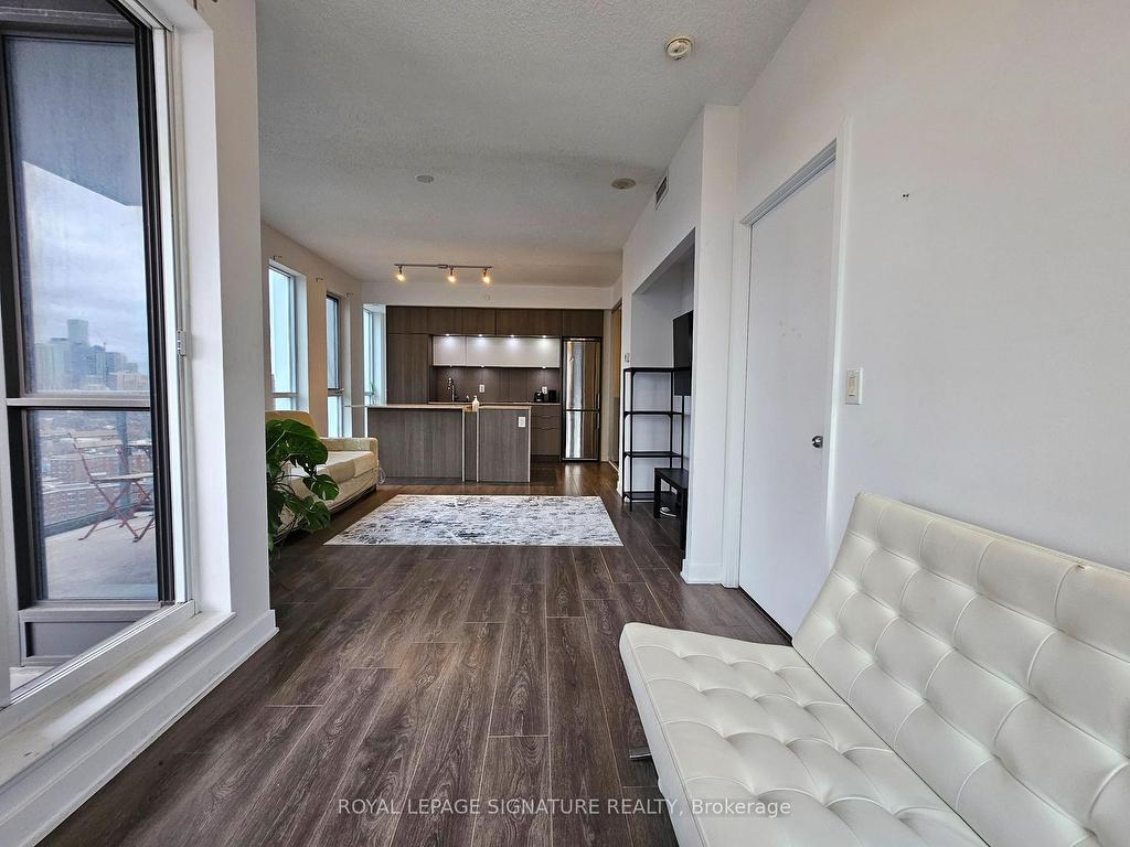 









170


Sumach

Street, 2209,
Toronto,




ON
M5A 0C3

