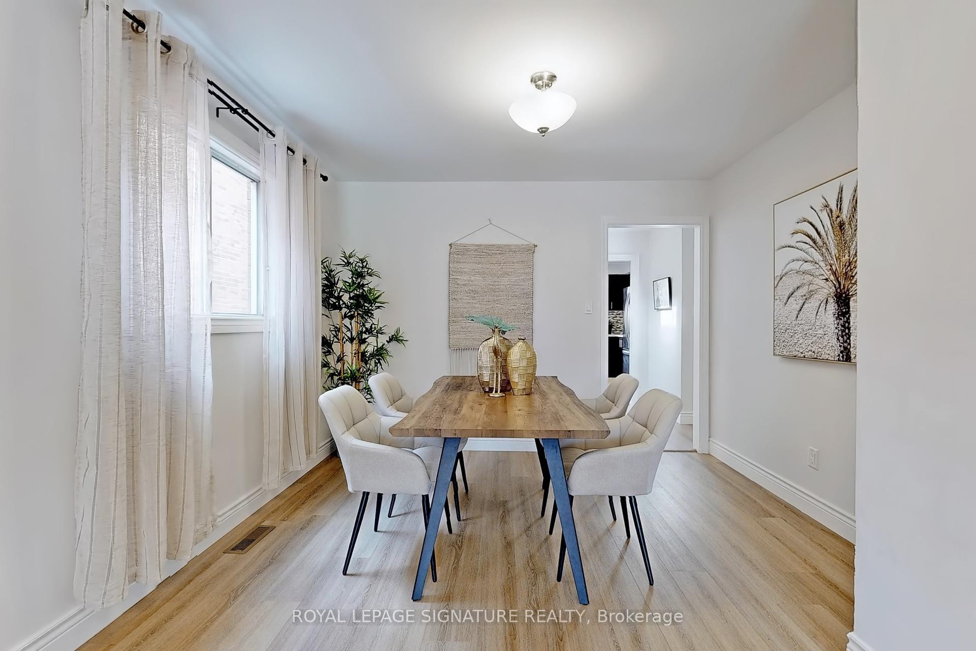 









20


Newport

Avenue,
Toronto,




ON
M1L 1H8

