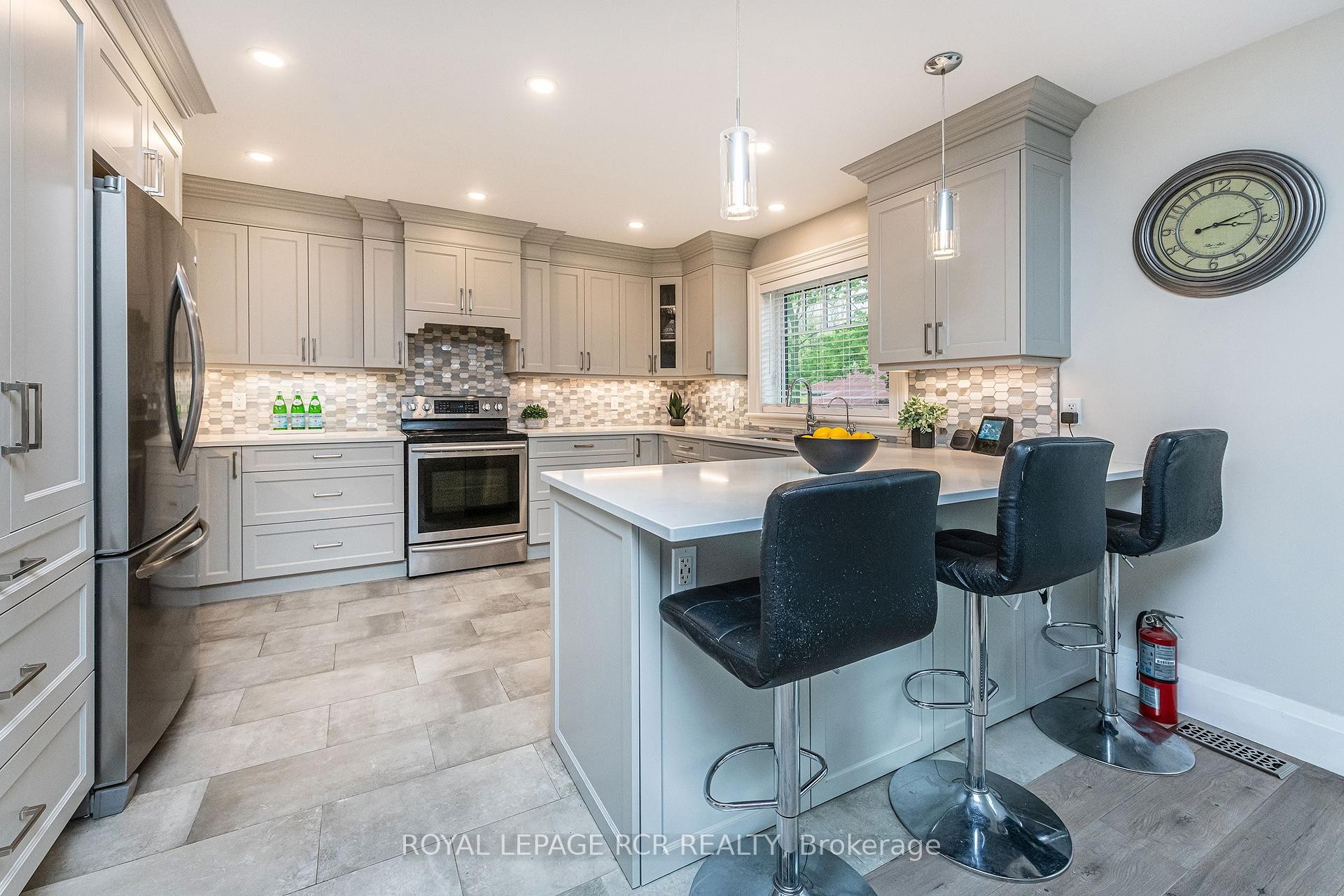 









61


John

Street,
Orangeville,




ON
L9W 2P6

