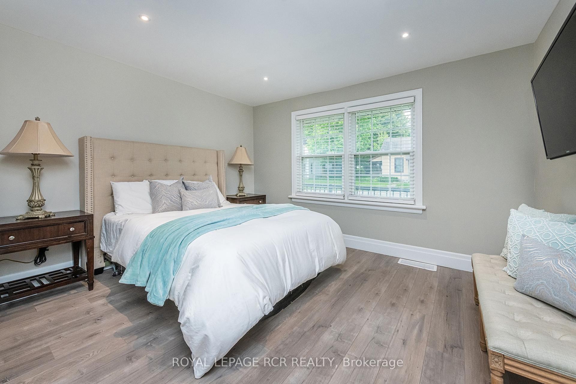 









61


John

Street,
Orangeville,




ON
L9W 2P6

