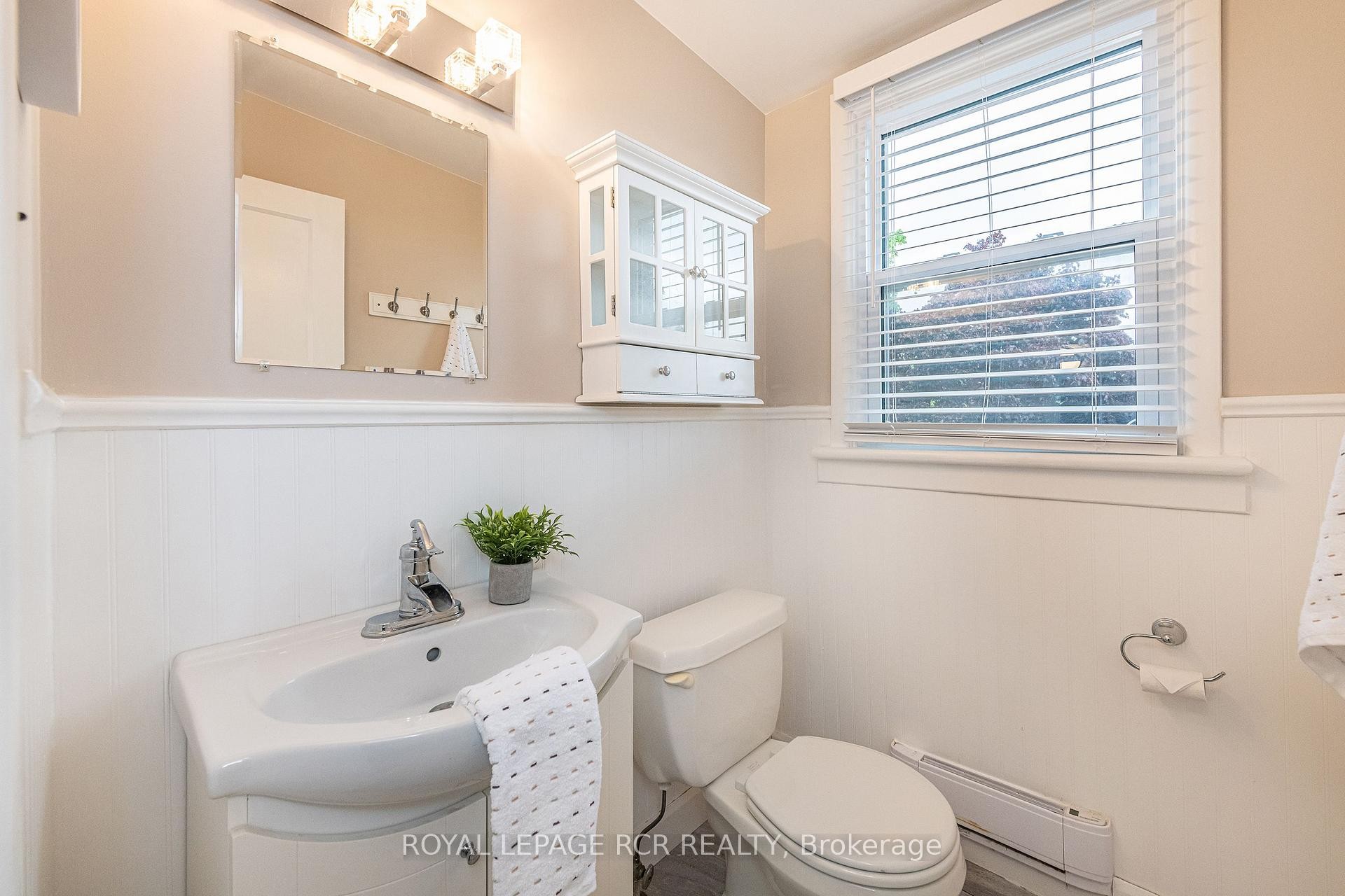 









61


John

Street,
Orangeville,




ON
L9W 2P6

