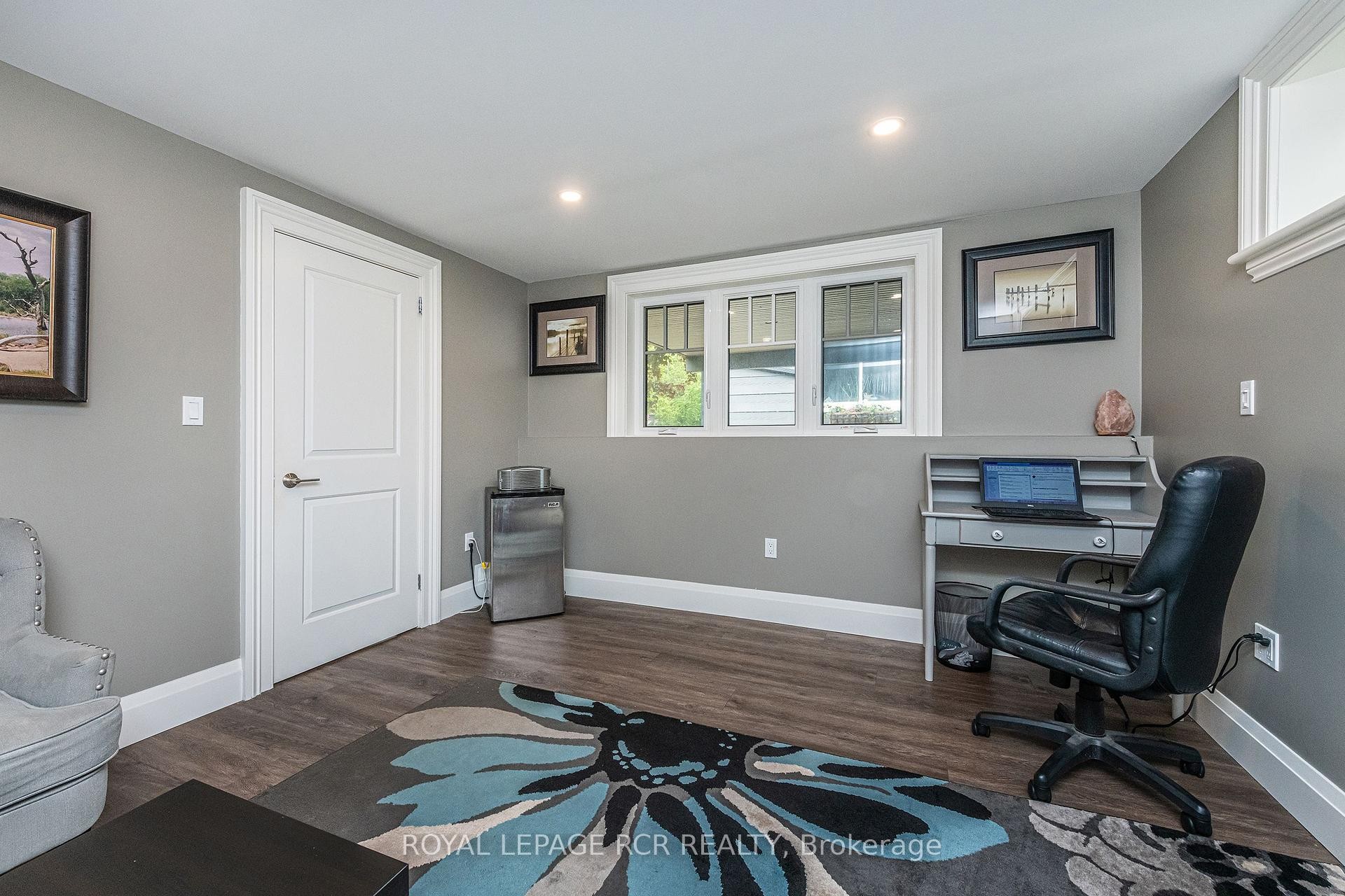









61


John

Street,
Orangeville,




ON
L9W 2P6

