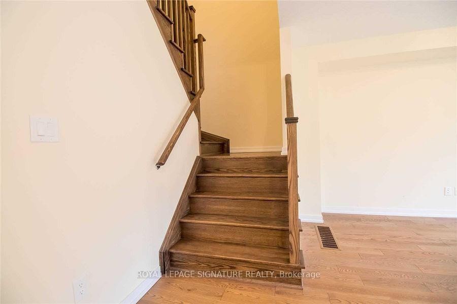 









76


Scarletwood

Street,
Hamilton,




ON
L8J 1X5

