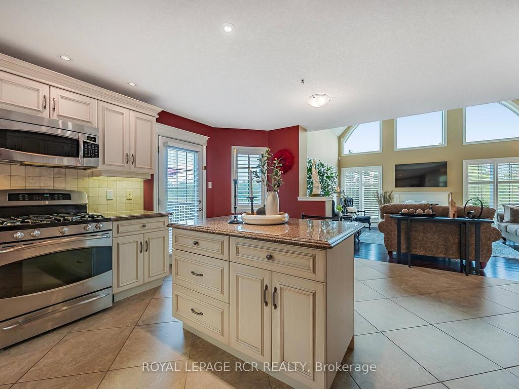 









1


Reddington

Drive, 4,
Caledon,




ON
L7E 4C4

