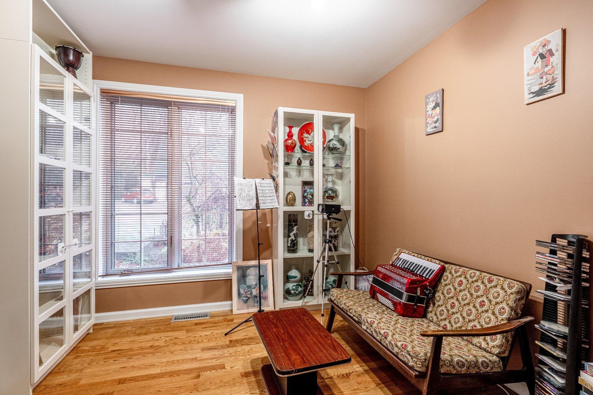 









2040


Rue La Rochefoucauld

,
Sherbrooke (Les Nations),




QC
J1J4H6

