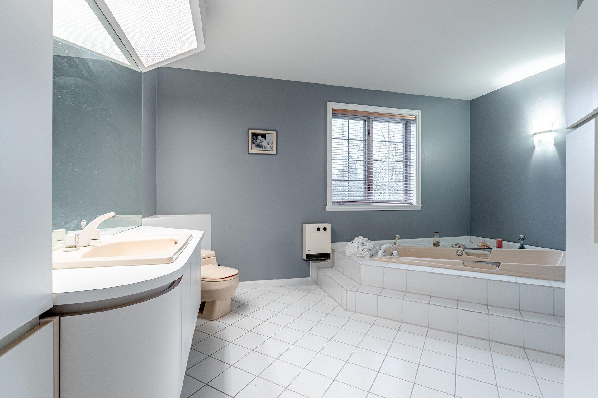 









2040


Rue La Rochefoucauld

,
Sherbrooke (Les Nations),




QC
J1J4H6

