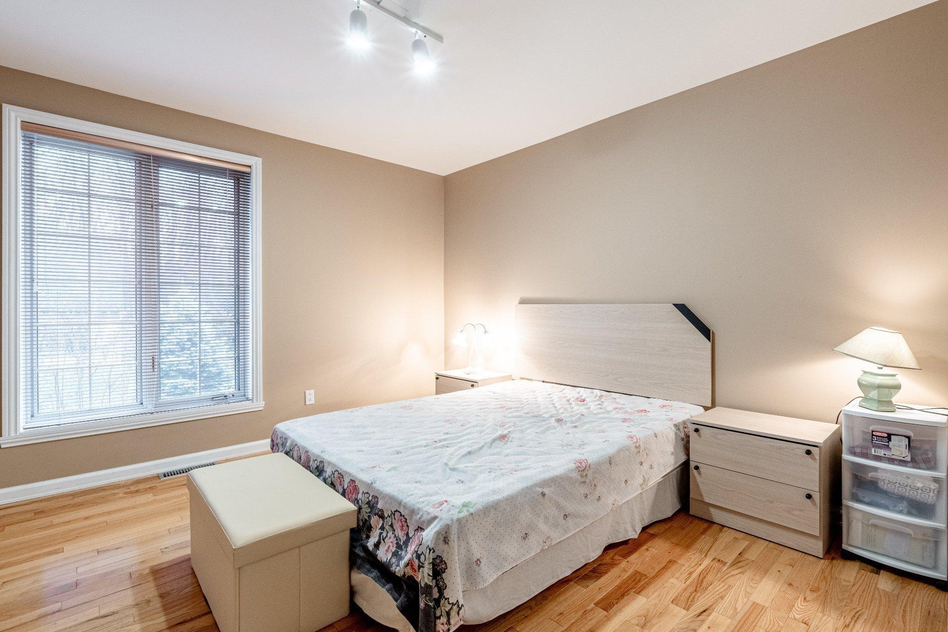 









2040


Rue La Rochefoucauld

,
Sherbrooke (Les Nations),




QC
J1J4H6

