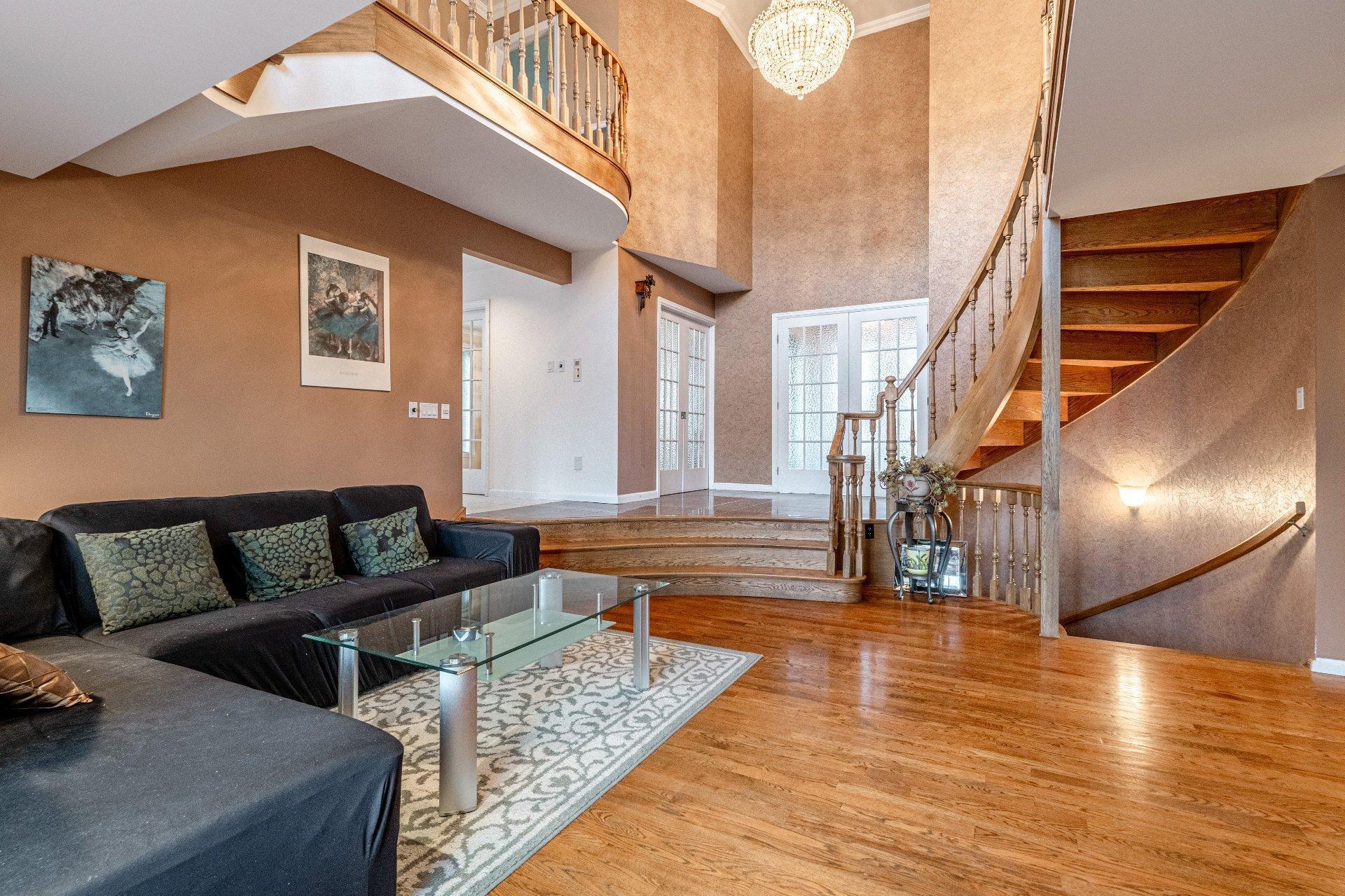 









2040


Rue La Rochefoucauld

,
Sherbrooke (Les Nations),




QC
J1J4H6

