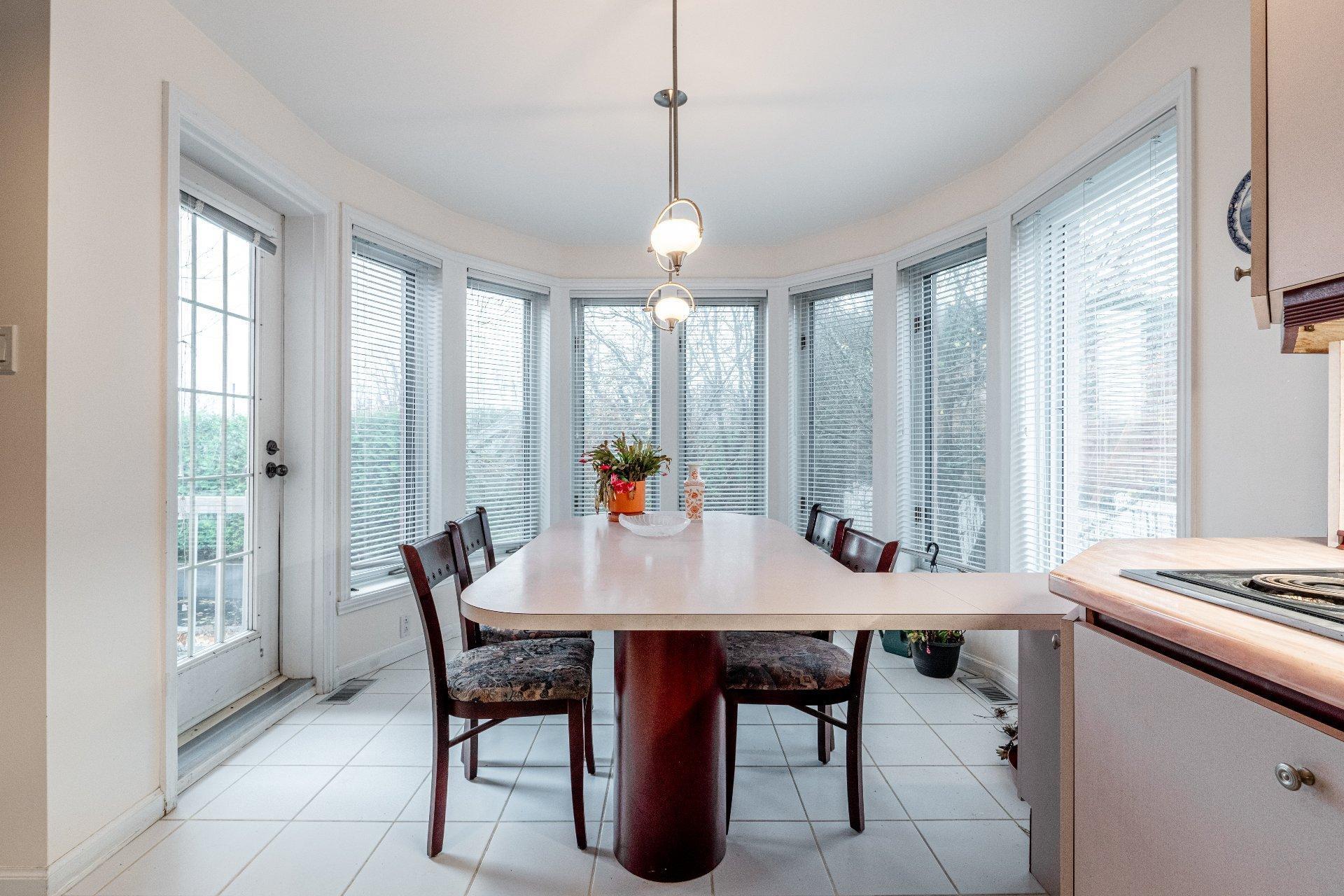 









2040


Rue La Rochefoucauld

,
Sherbrooke (Les Nations),




QC
J1J4H6

