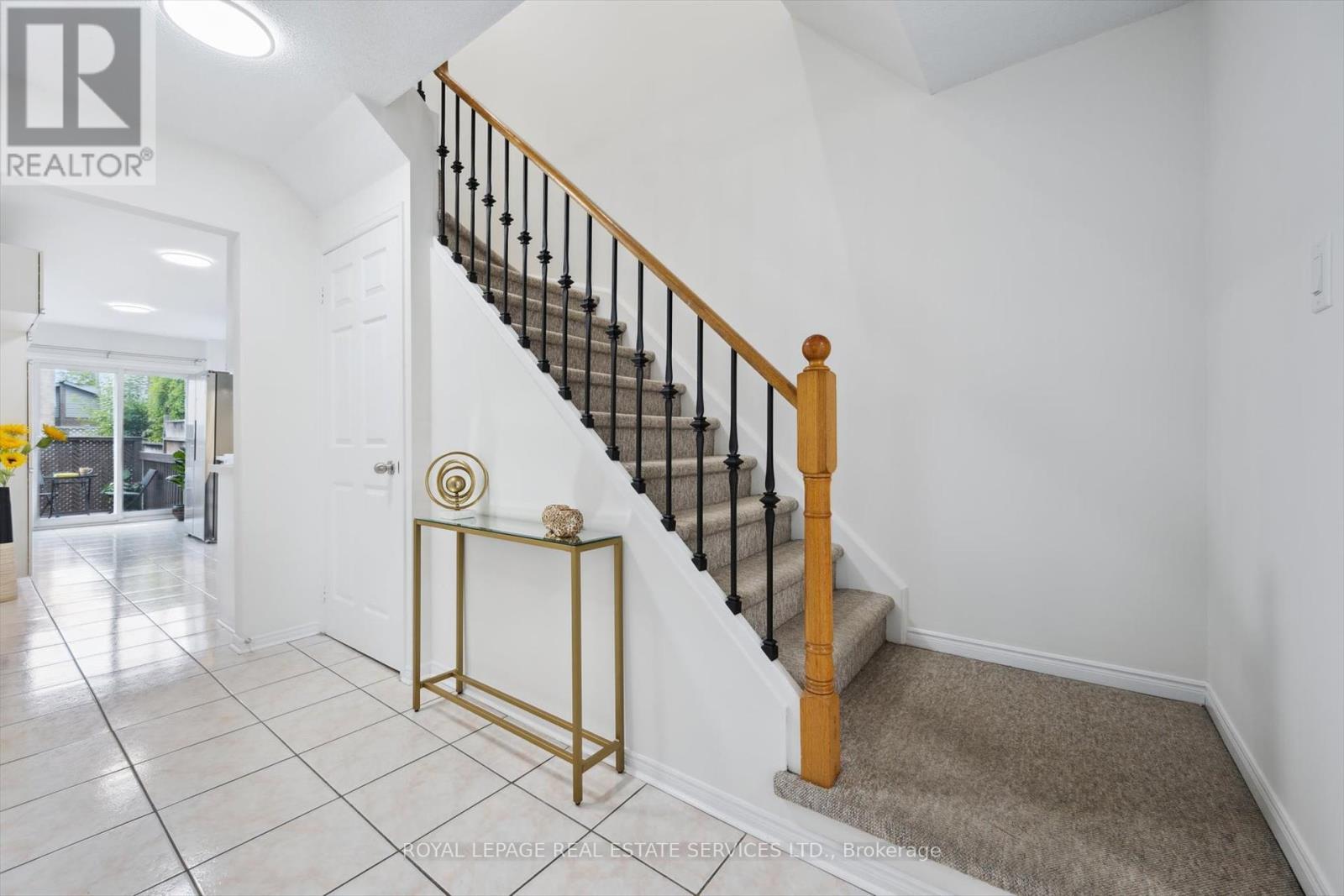 












930 BLIZZARD ROAD

,
Mississauga,




Ontario
L5V1T1

