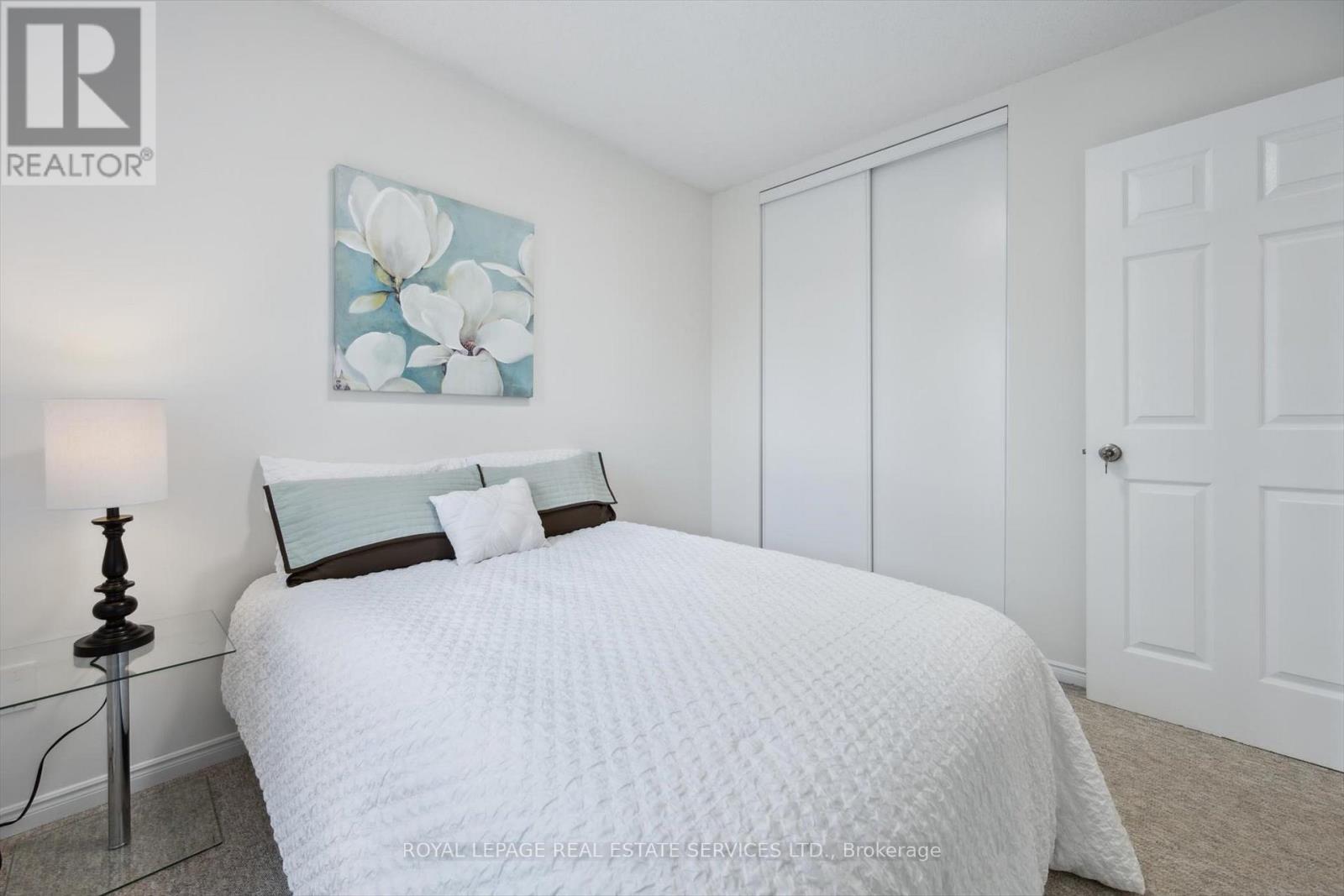 












930 BLIZZARD ROAD

,
Mississauga,




Ontario
L5V1T1

