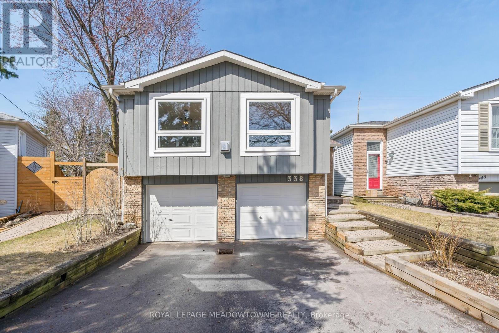 












338 WHITEHEAD CRESCENT

,
Caledon,




Ontario
L7E3Y4

