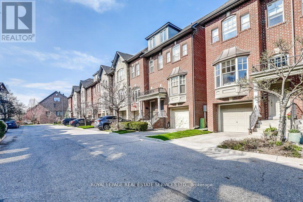 












17 LEAVES TERRACE

,
Toronto,




Ontario
M8Y4H4

