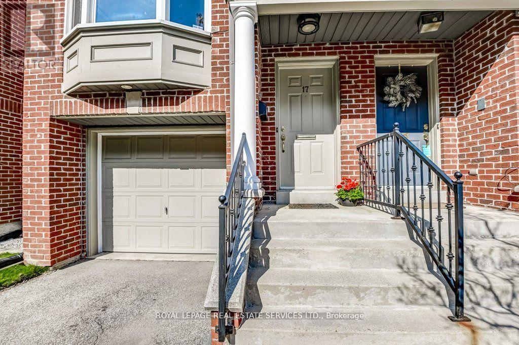 












17 LEAVES TERRACE

,
Toronto,




Ontario
M8Y4H4

