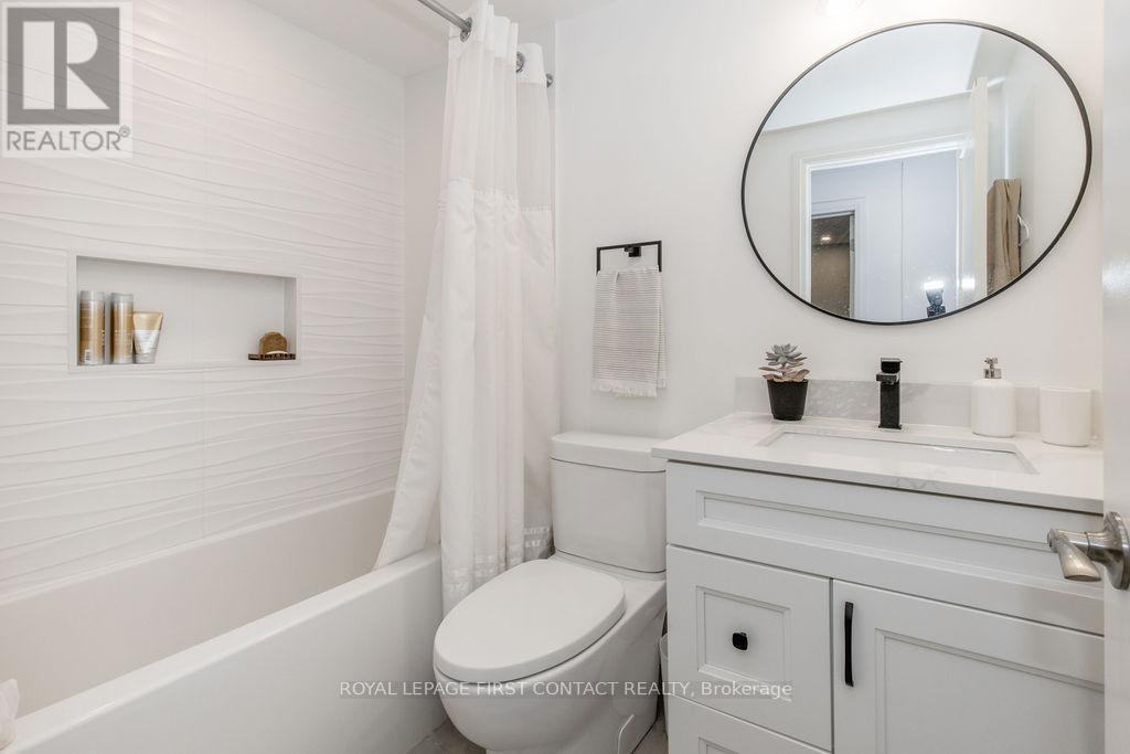 












309 GILL STREET

,
Orillia,




Ontario
L3V4K3

