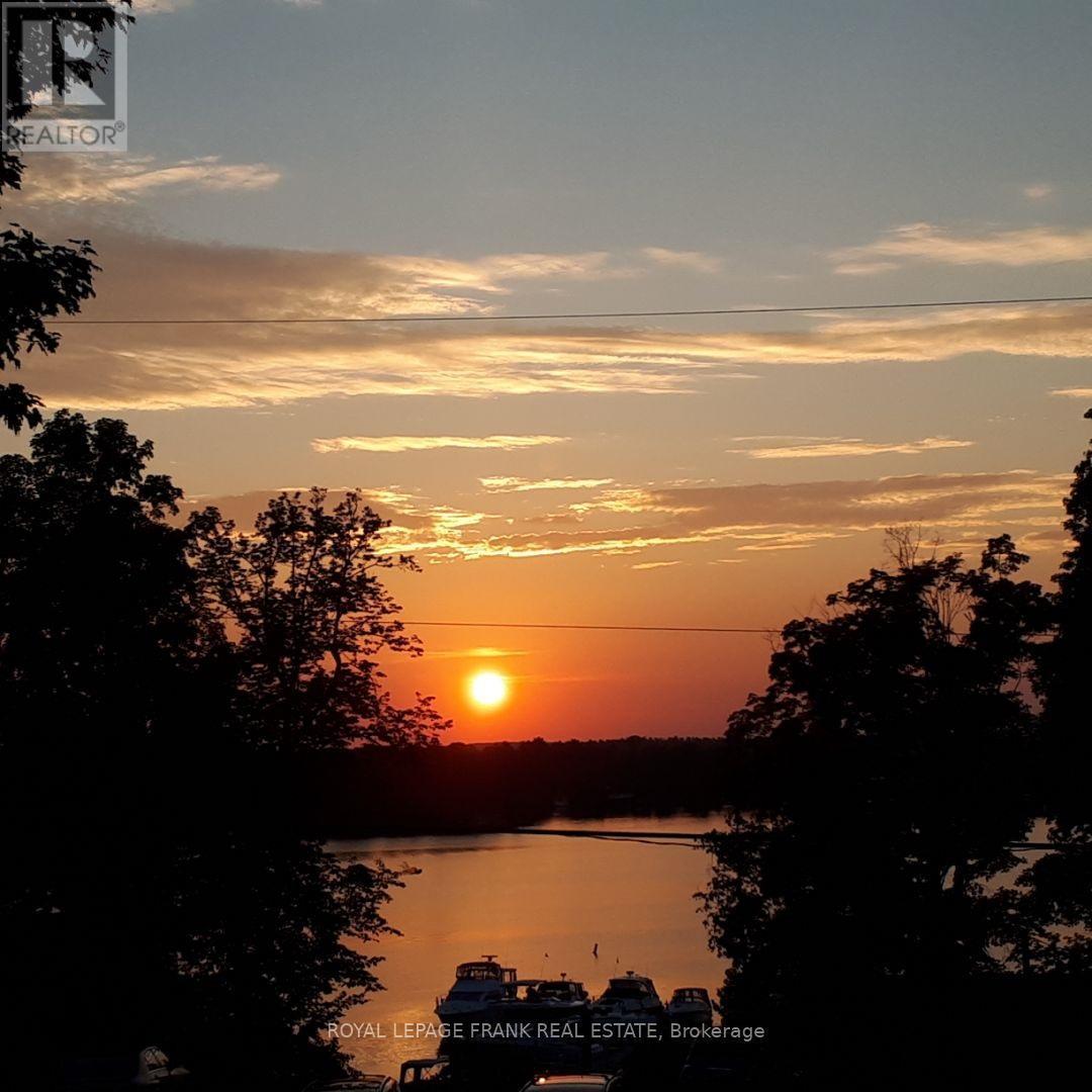 












2269 MCCRACKEN'S LANDING ROAD

,
Douro-Dummer,




Ontario
K0L2H0


