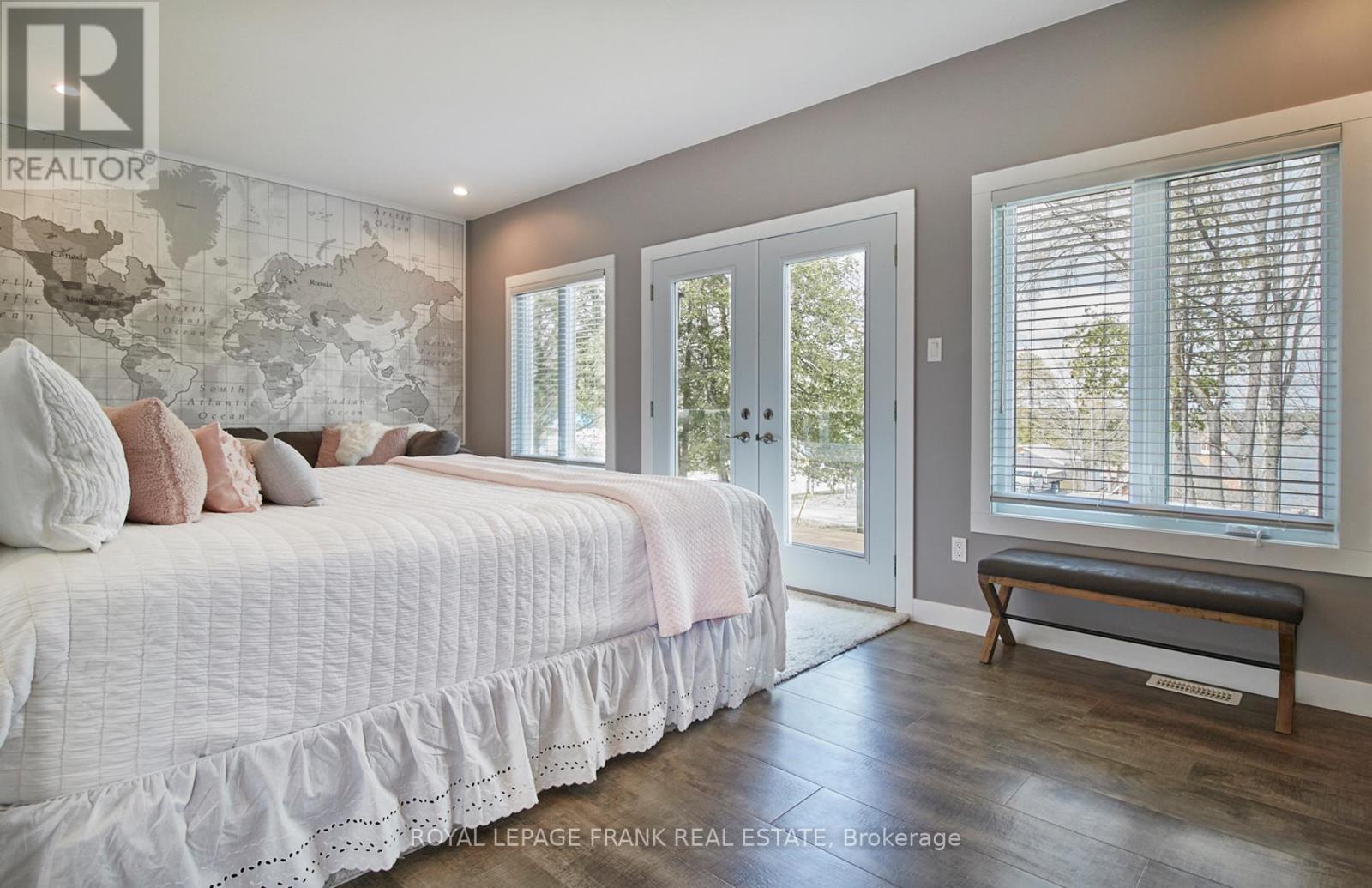 












2269 MCCRACKEN'S LANDING ROAD

,
Douro-Dummer,




Ontario
K0L2H0

