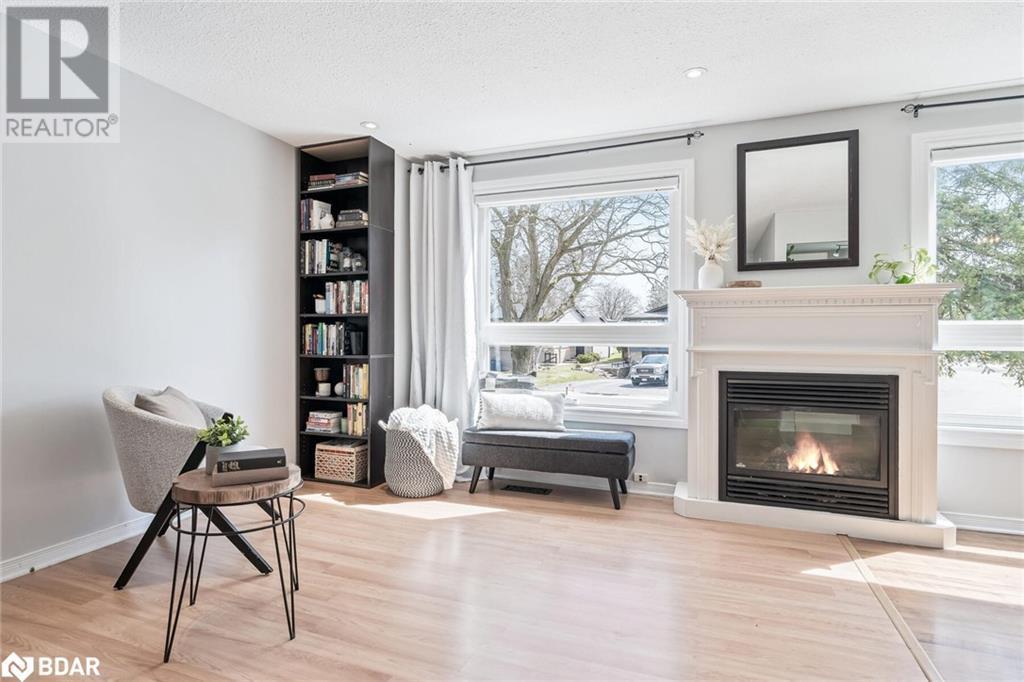 












338 WHITEHEAD Crescent

,
Bolton,




Ontario
L7E3Y4

