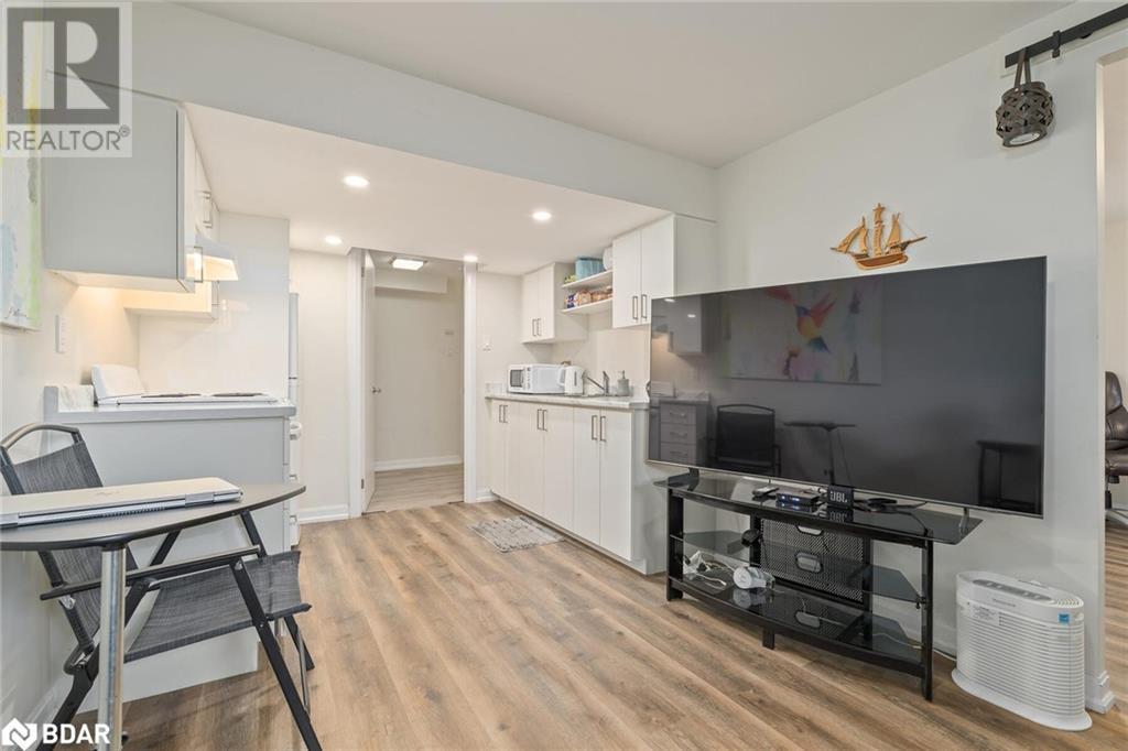 












338 WHITEHEAD Crescent

,
Bolton,




Ontario
L7E3Y4

